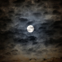 La Lune dans les nuages (06/11/2014)